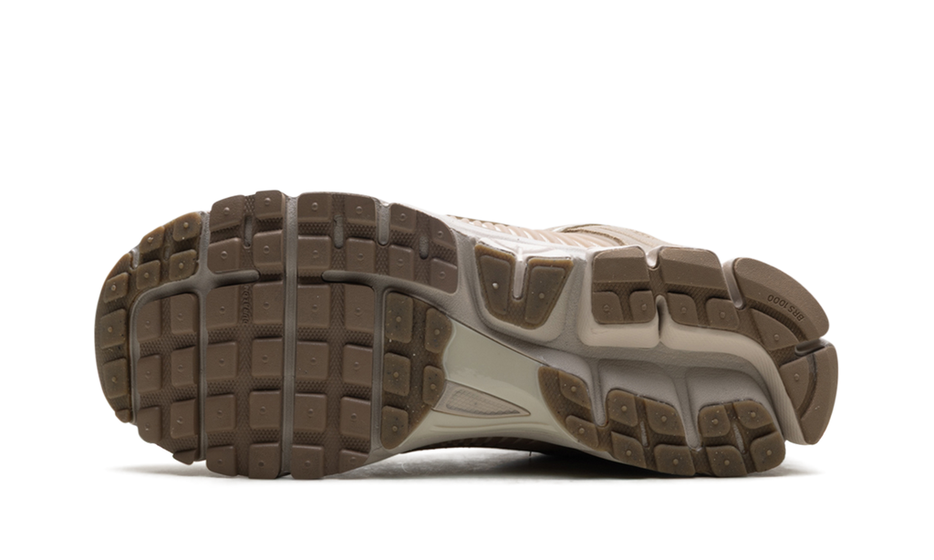 Nike Zoom Vomero 5 'Khaki'