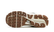 Nike Zoom Vomero 5 'Light Orewood Brown' (W)