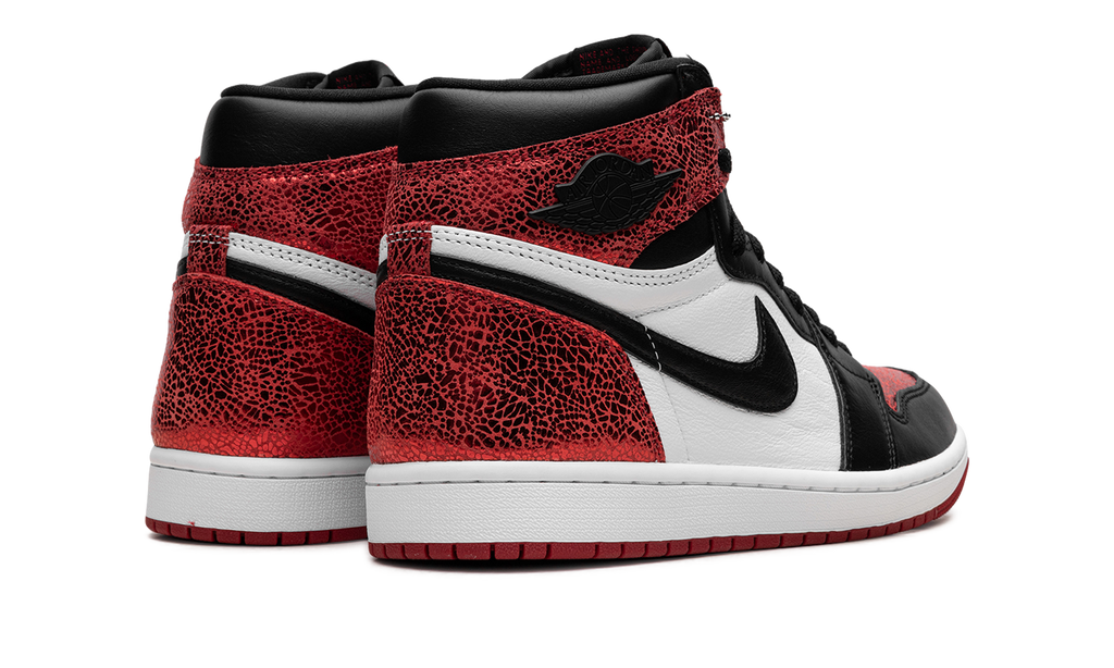 Air Jordan 1 High OG Varsity Red (W) 4