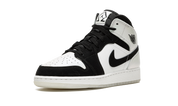 Air Jordan 1 Mid Diamond Shorts (GS) 5