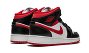 Air Jordan 1 Mid Gym Red Black White (GS) 4