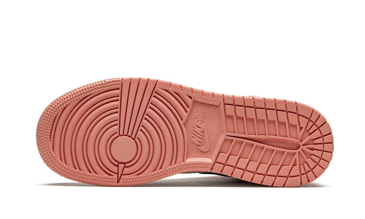 Air Jordan 1 Mid Pink Quartz