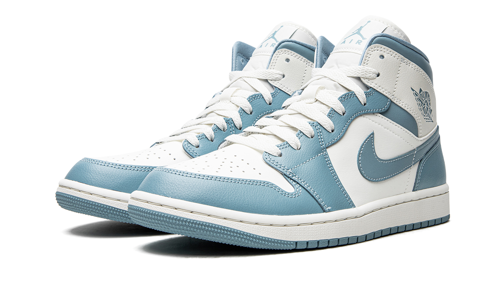 Air Jordan 1 Mid UNC (2022)