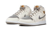 Air Jordan 1 Mid Velvet Toe