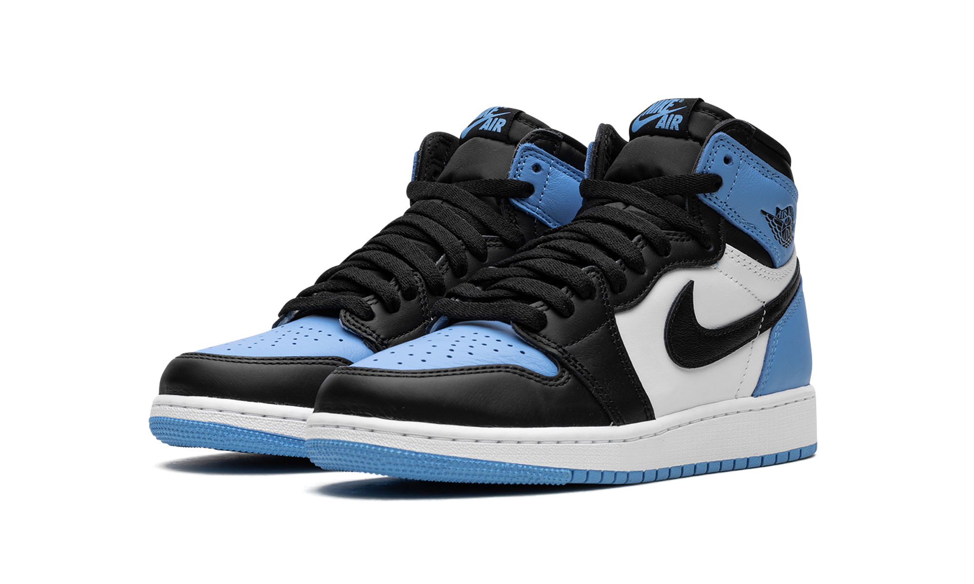 Air Jordan 1 Retro High OG UNC Toe (GS) 3