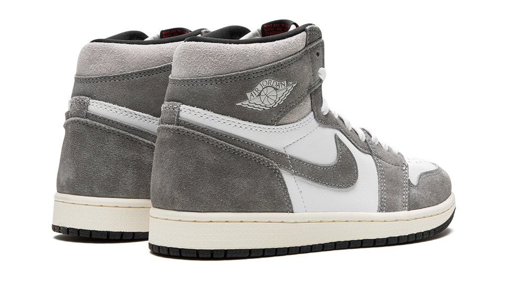 Air Jordan 1 Retro High OG 'Washed Black' 4