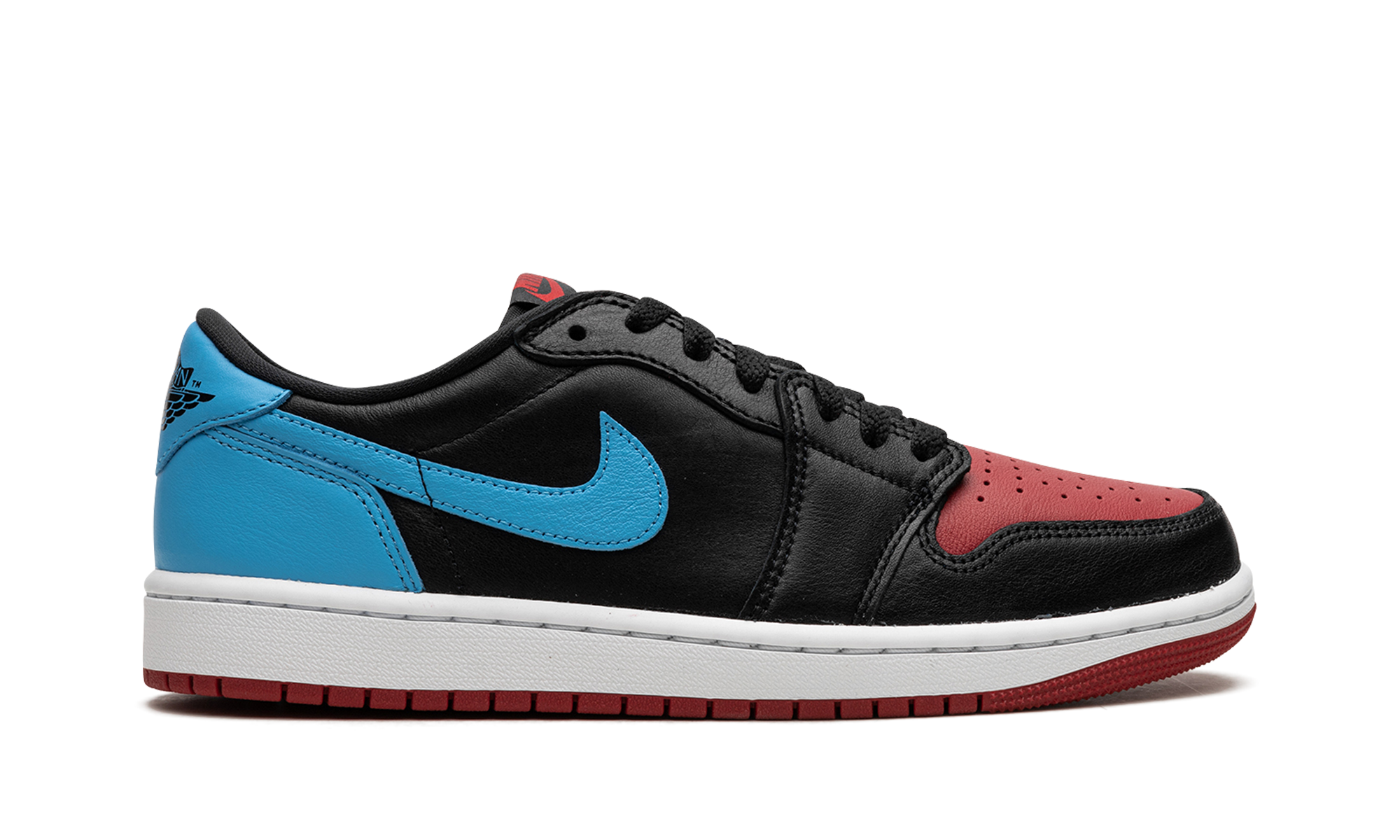 Air Jordan 1 Retro Low OG UNC to Chicago