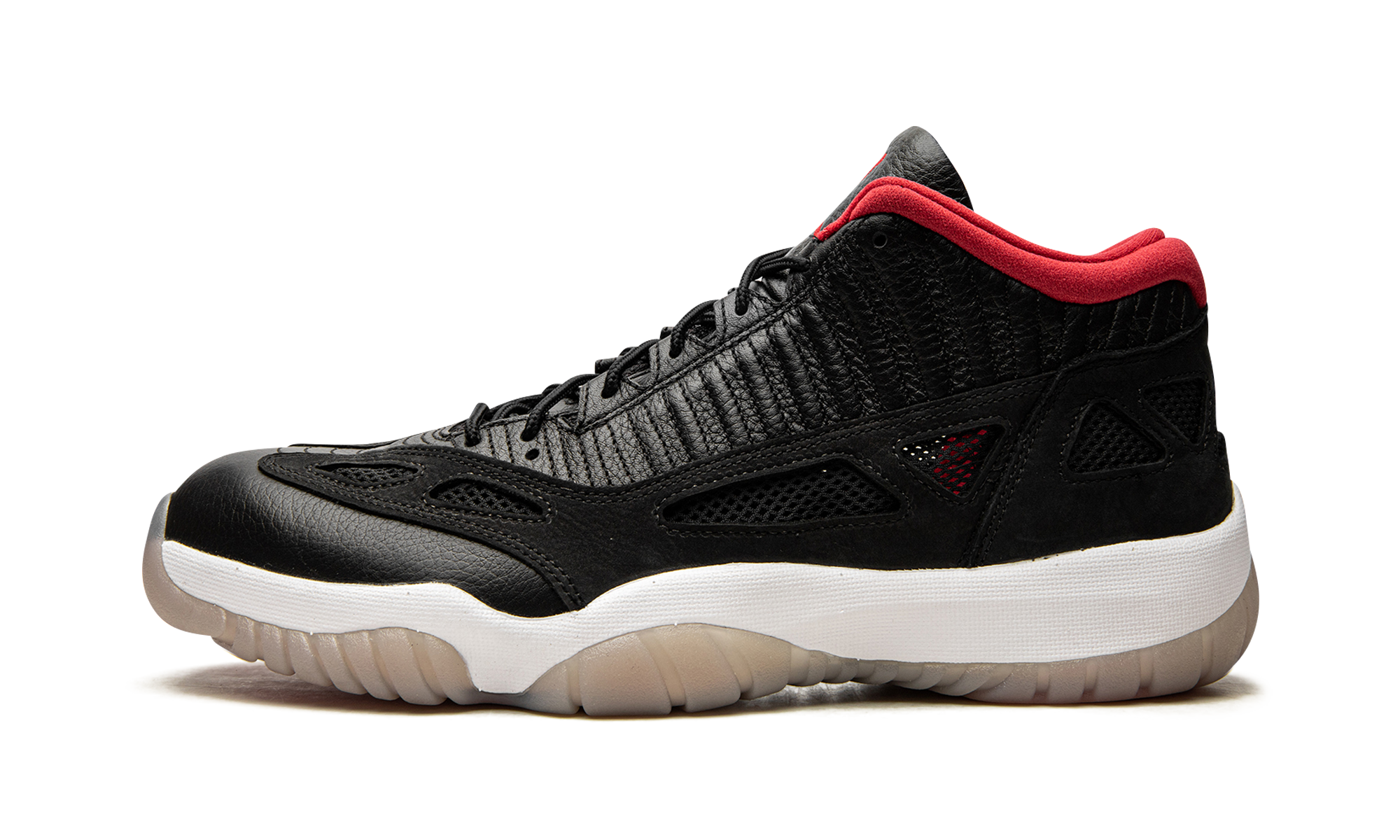 Air Jordan 11 Retro Low IE Bred (2021) 1