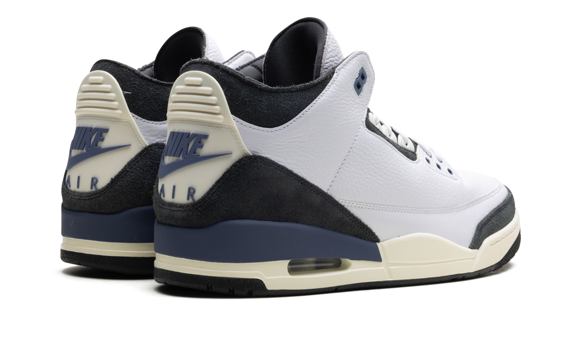 Air Jordan 3 Retro OG SP A Ma Maniére Diffused Blue