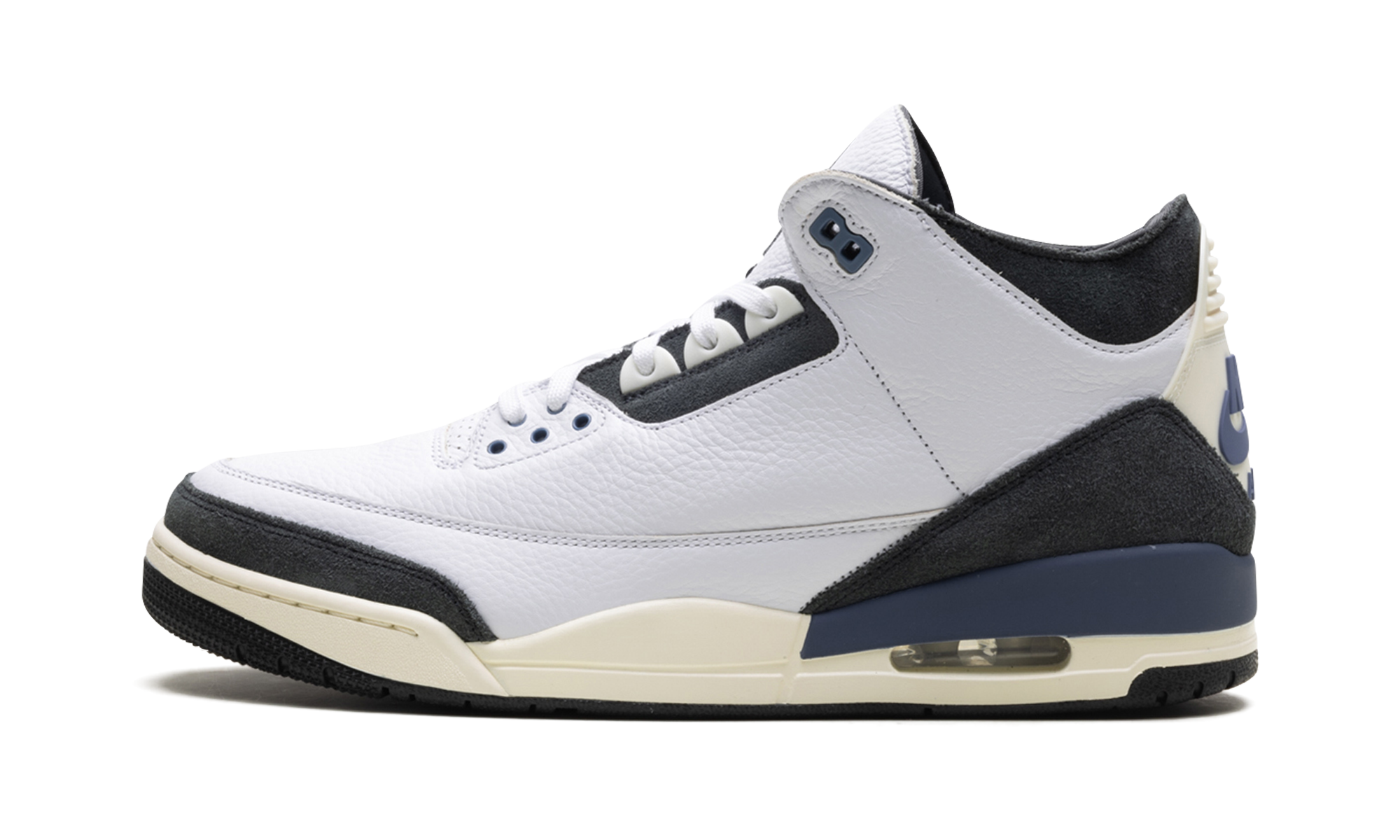 Air Jordan 3 Retro OG SP A Ma Maniére Diffused Blue 9