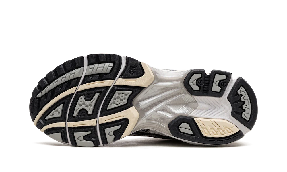 ASICS Gel-Kayano 14 White Midnight 4