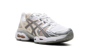 ASICS Gel-Nimbus 9 White Oatmeal (W) 2