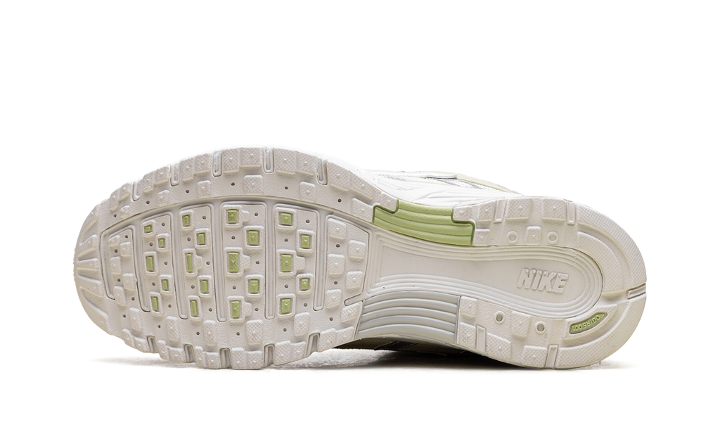 Nike P-6000 Phantom Light Army (W)