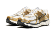 Nike Zoom Vomero 5 'Metallic Gold' (W)