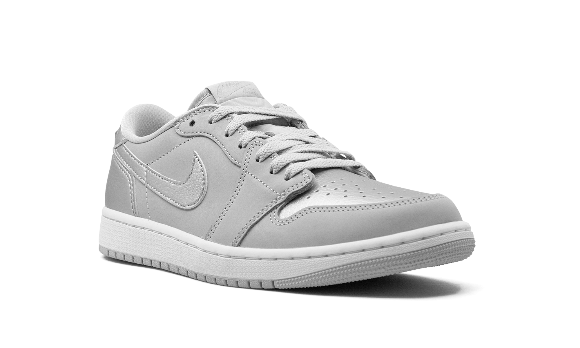 Jordan 1 Low OG Metallic Silver 2