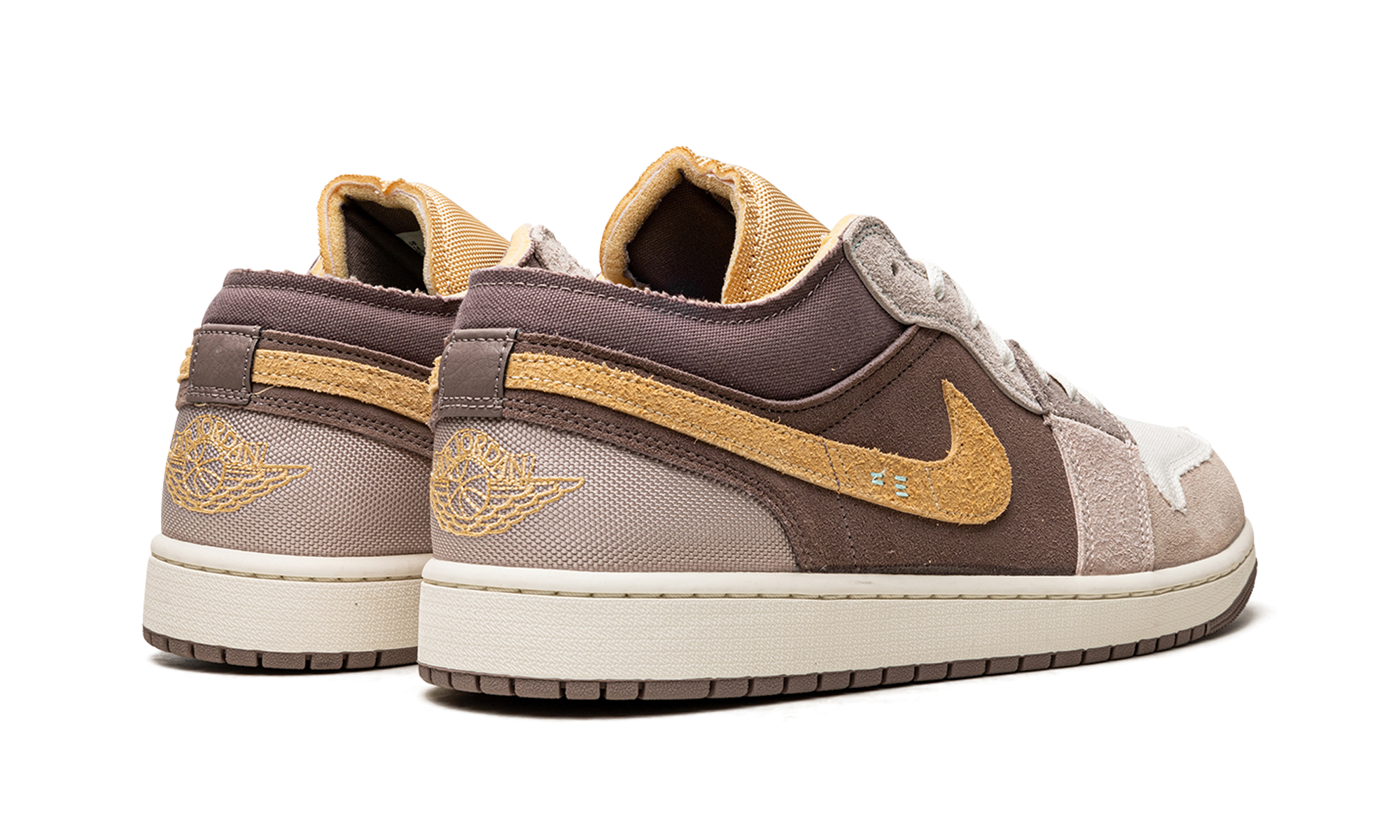 Jordan 1 Low SE Craft Taupe Haze 4