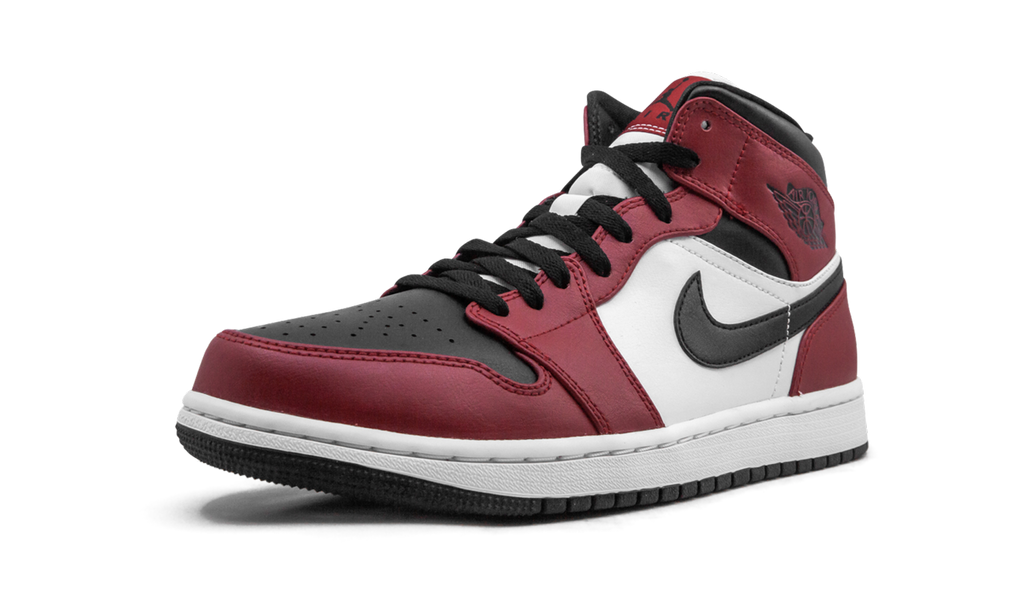 Jordan 1 Mid Chicago Toe 5