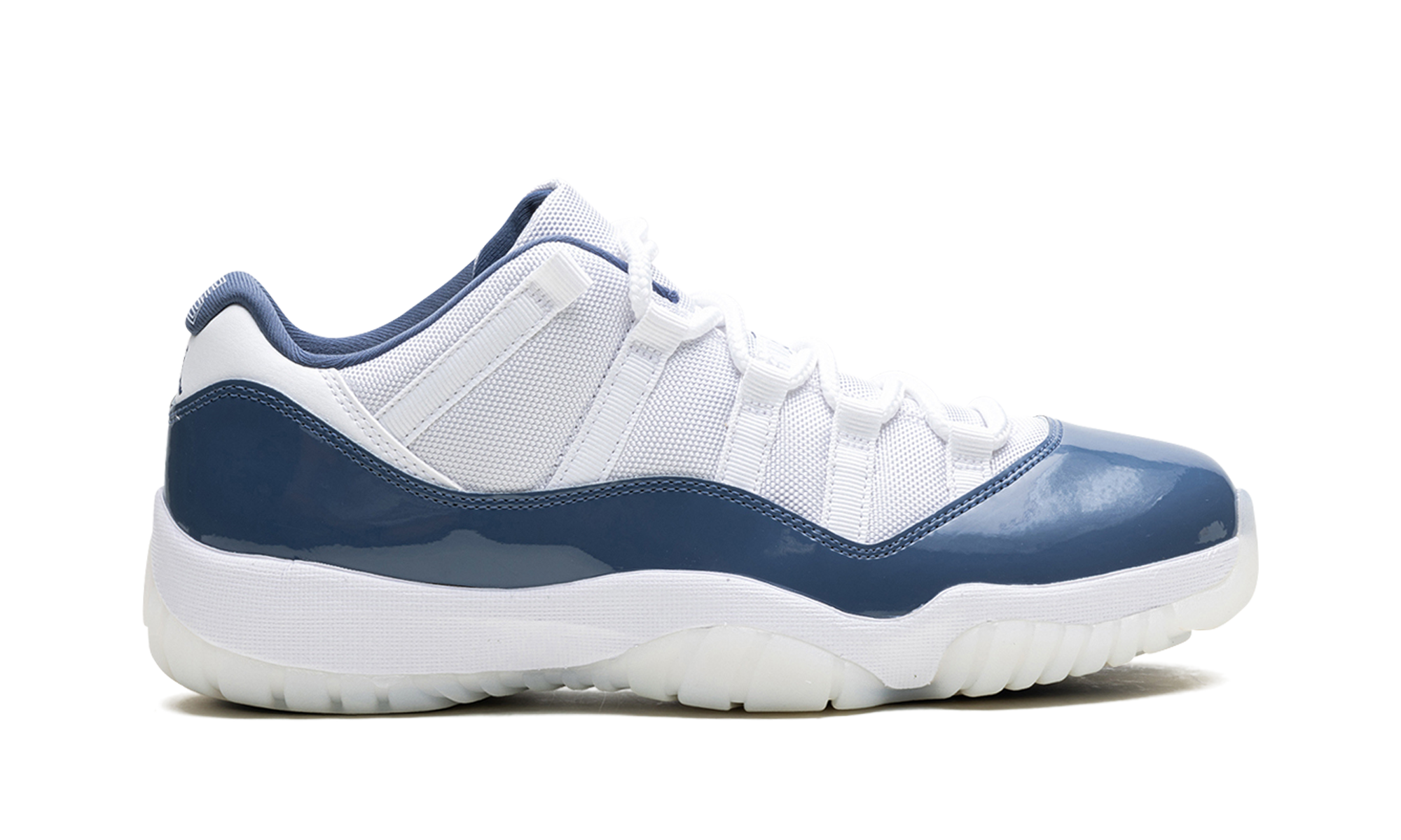Jordan 11 Retro Low Diffused Blue (2024)