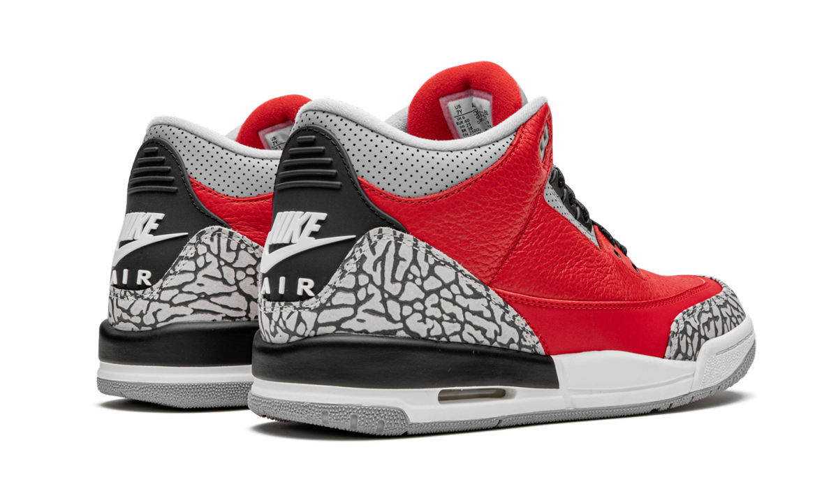 Jordan 3 Retro SE Fire Red (GS) 4