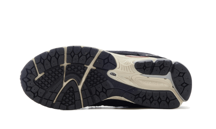 New Balance 1906D Protection Pack Black 3
