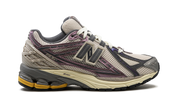 New Balance 1906r Licorice