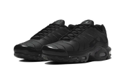 Nike Air Max Plus Triple Black Leather 5