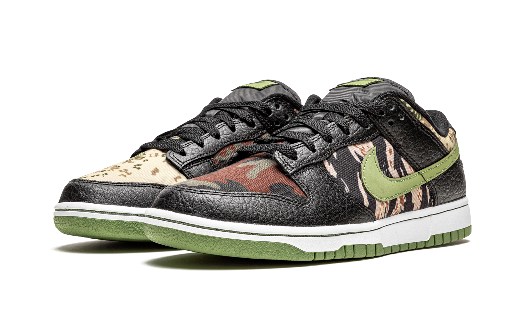 Nike Dunk Low Crazy Camo 3