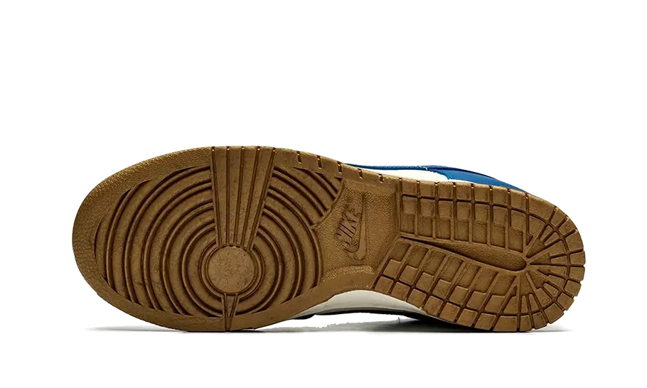 Nike Dunk Low Kansas City Royals 4