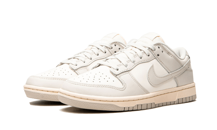 Nike Dunk Low Light Bone 2