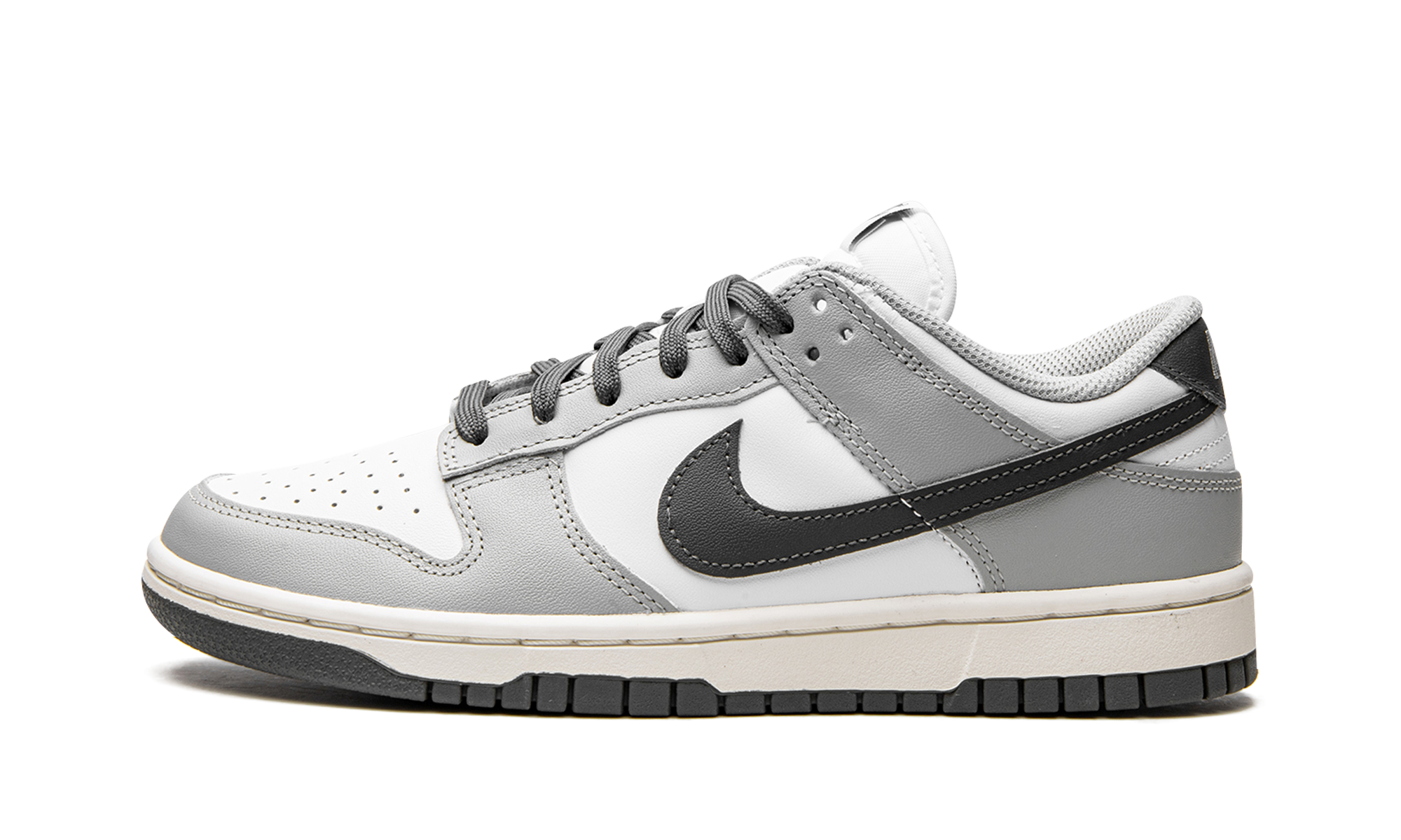 Nike Dunk Low Light Smoke Grey (W) 1