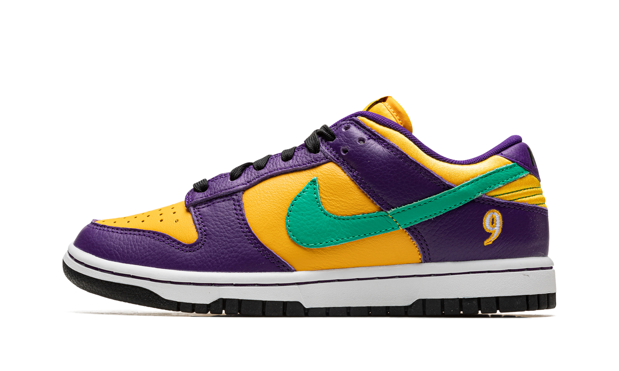 Nike Dunk Low LX Lisa Leslie (W) 2