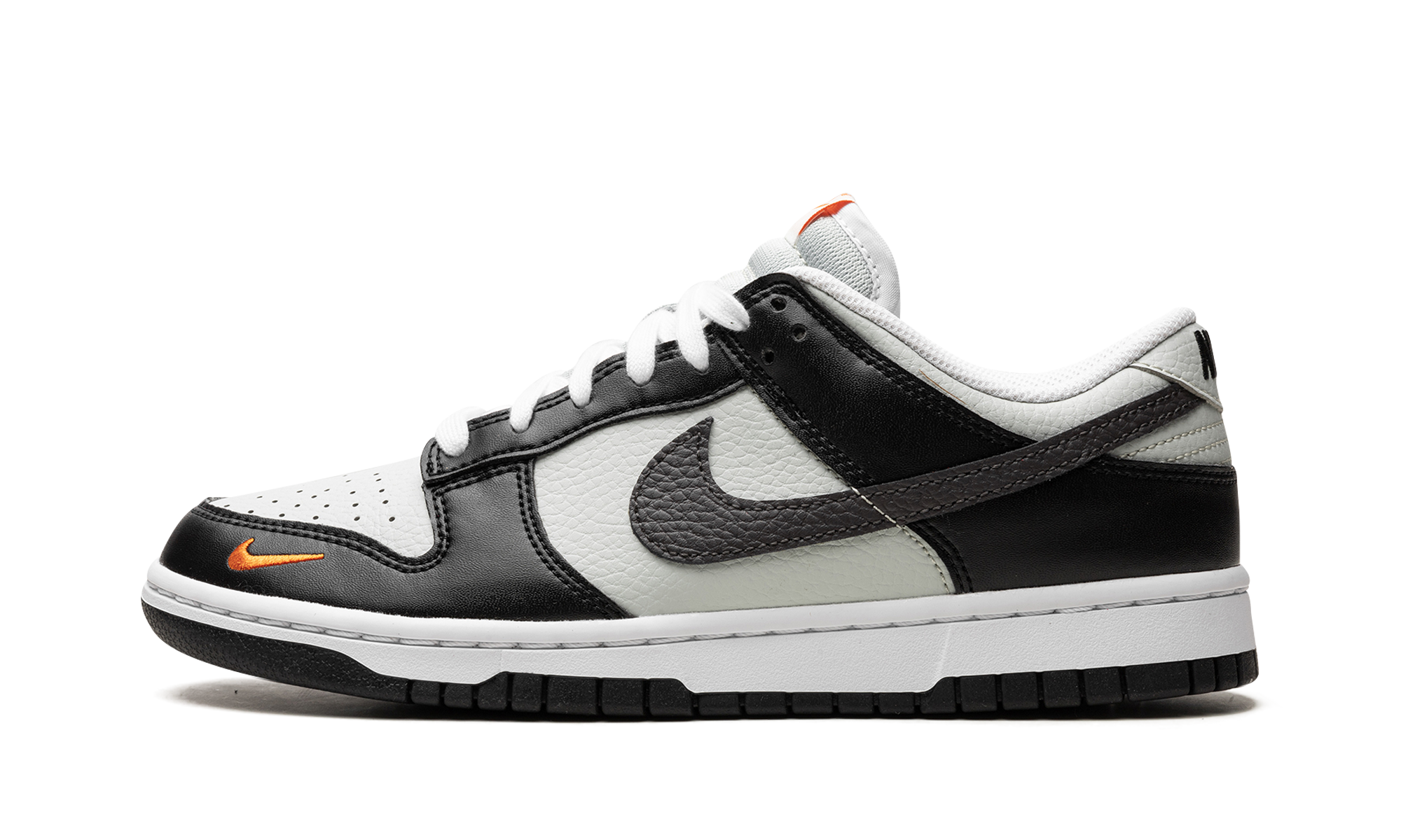 Nike Dunk Low Mini Swoosh 1