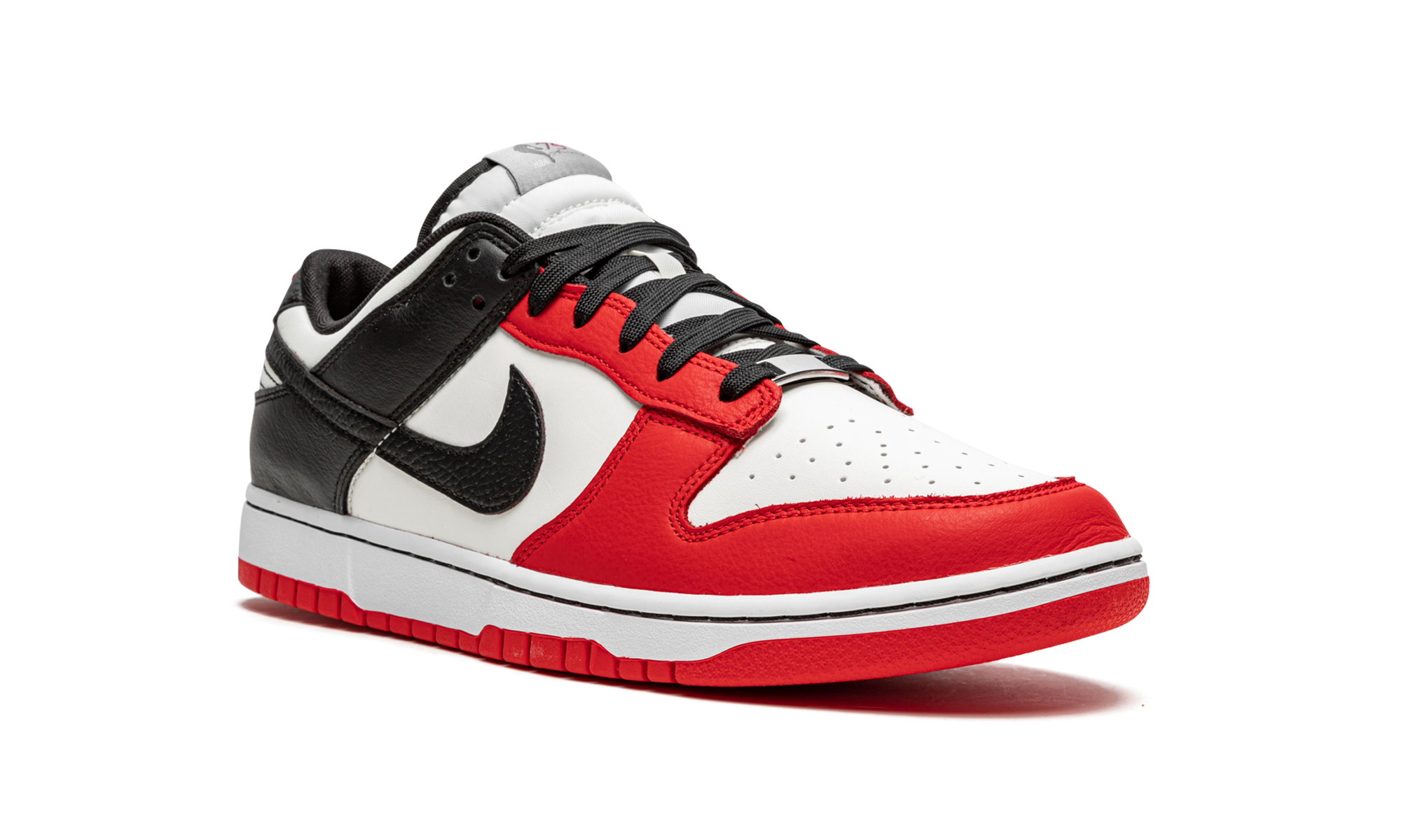 Nike Dunk Low NBA 75th Anniversary Chicago Bulls