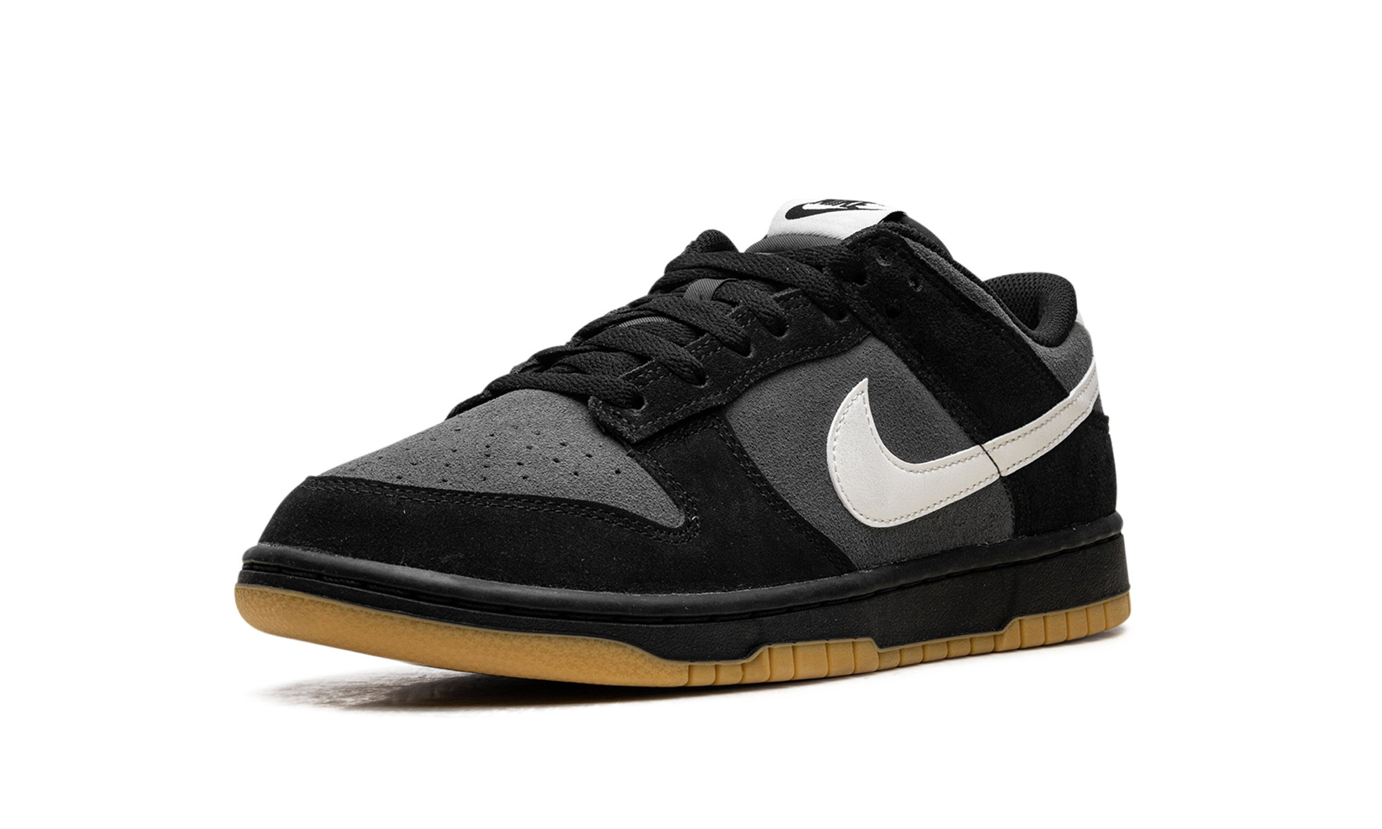 Nike Dunk Low SE Black Grey Gum 5