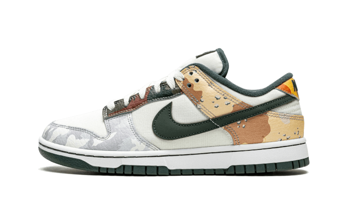 Nike Dunk Low SE SAIL MULTI-Camo 1
