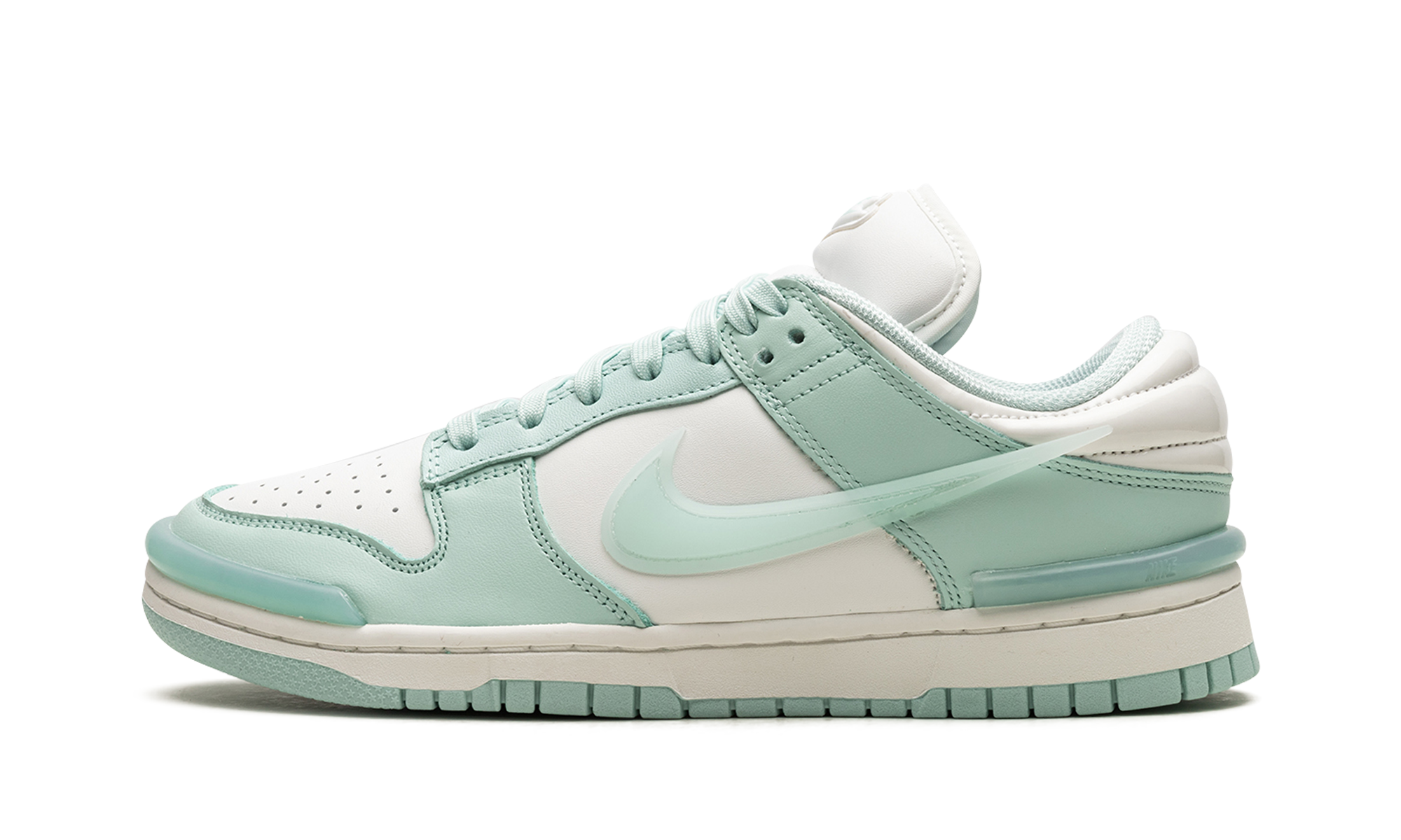 Nike Dunk Low Twist Jade Ice (W)