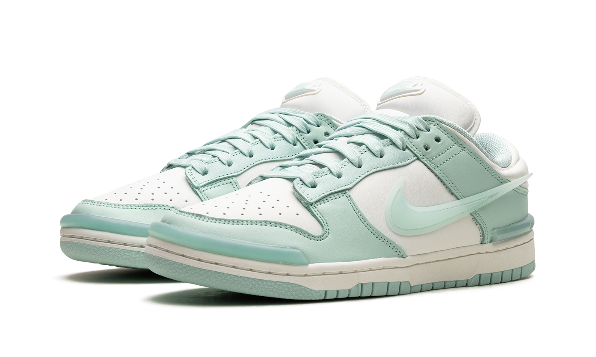 Nike Dunk Low Twist Jade Ice (W)