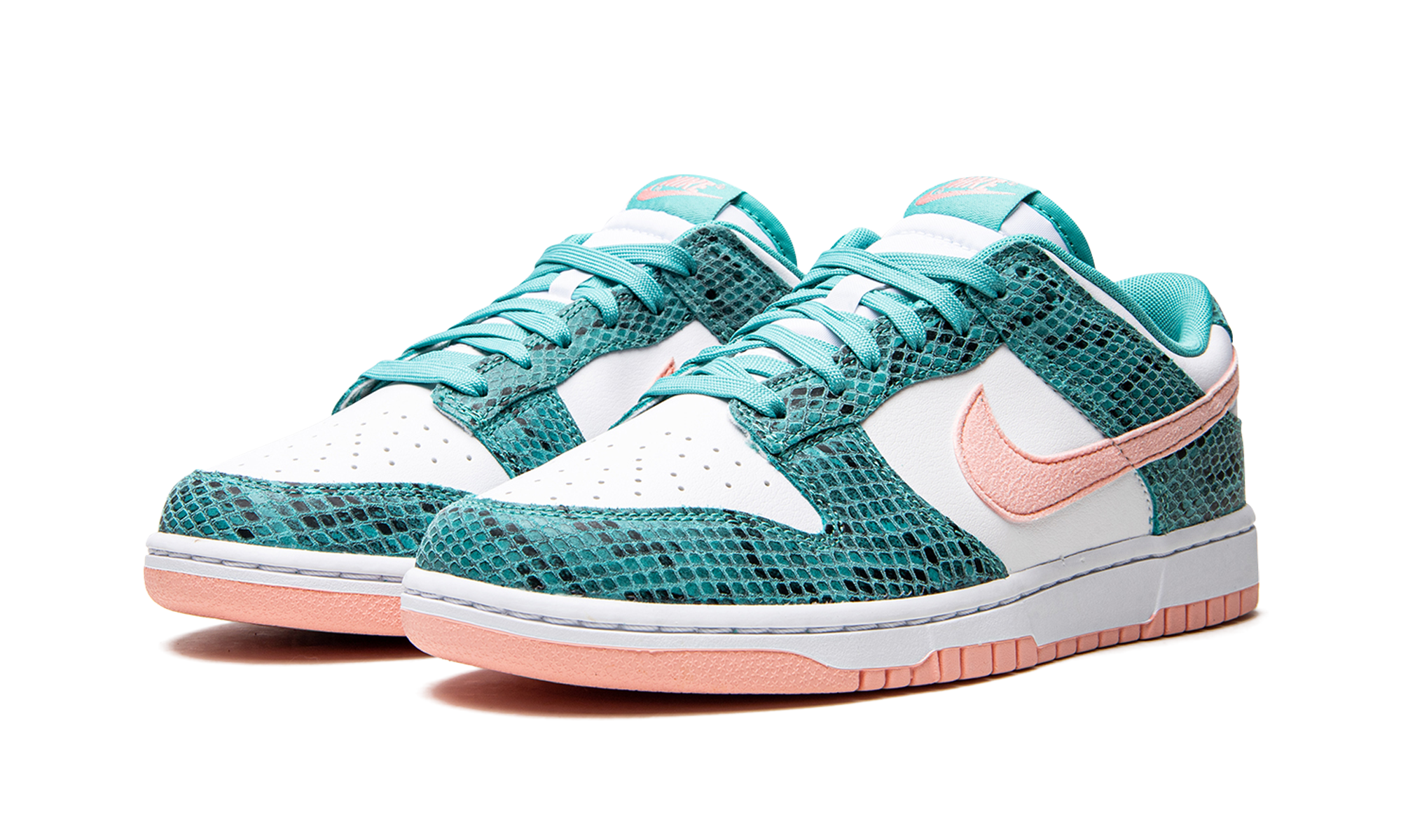 Nike Dunk Low Washed Teal Snakeskin 2