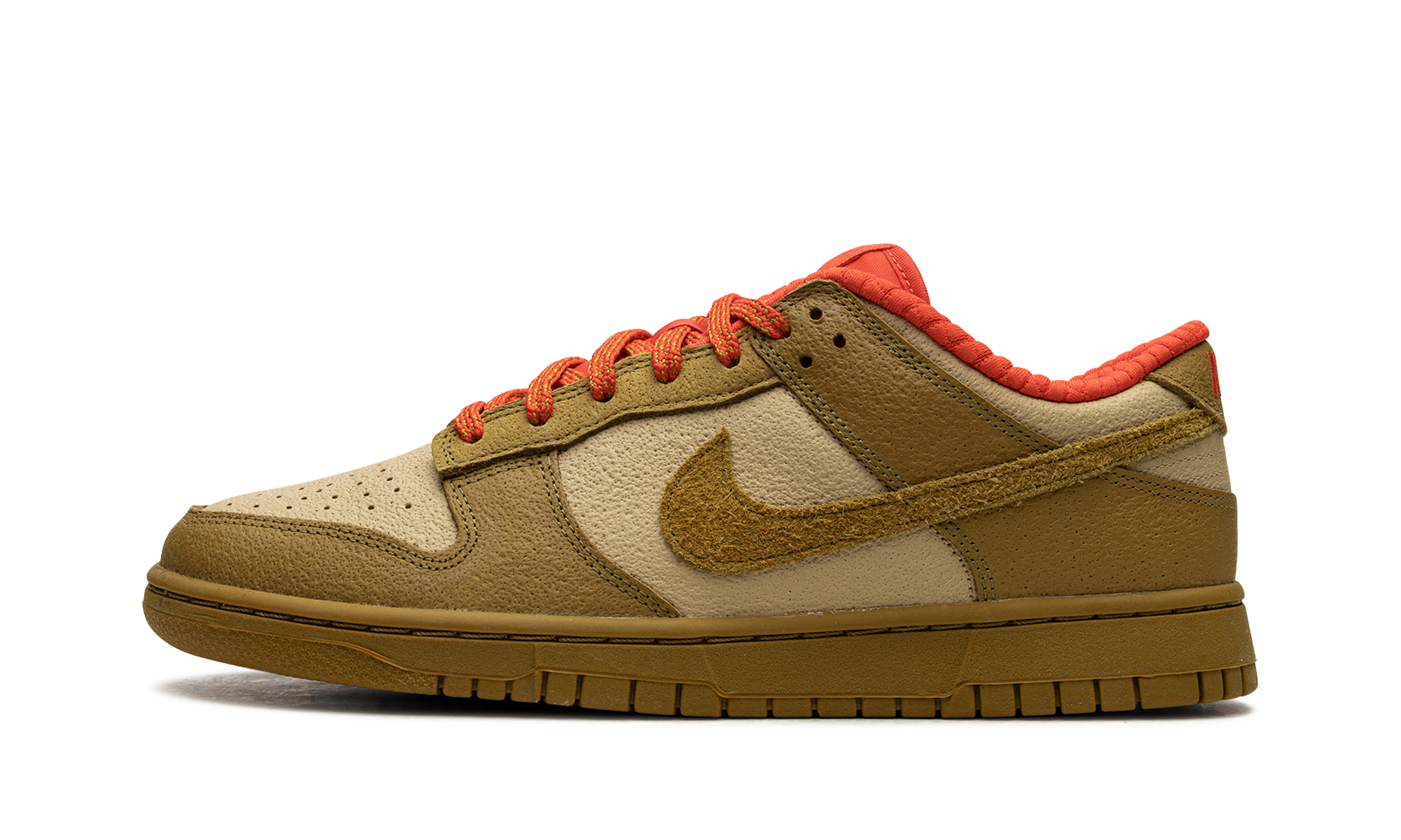 Nike Dunk Low WMNS Bronzine 1