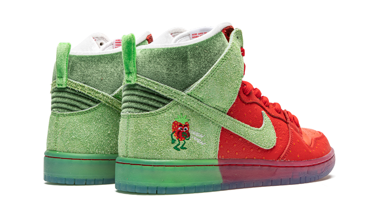 Nike Sb Dunk High Pro QS Strawberry Cough 10