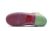 Nike Sb Dunk High Pro QS Strawberry Cough 3