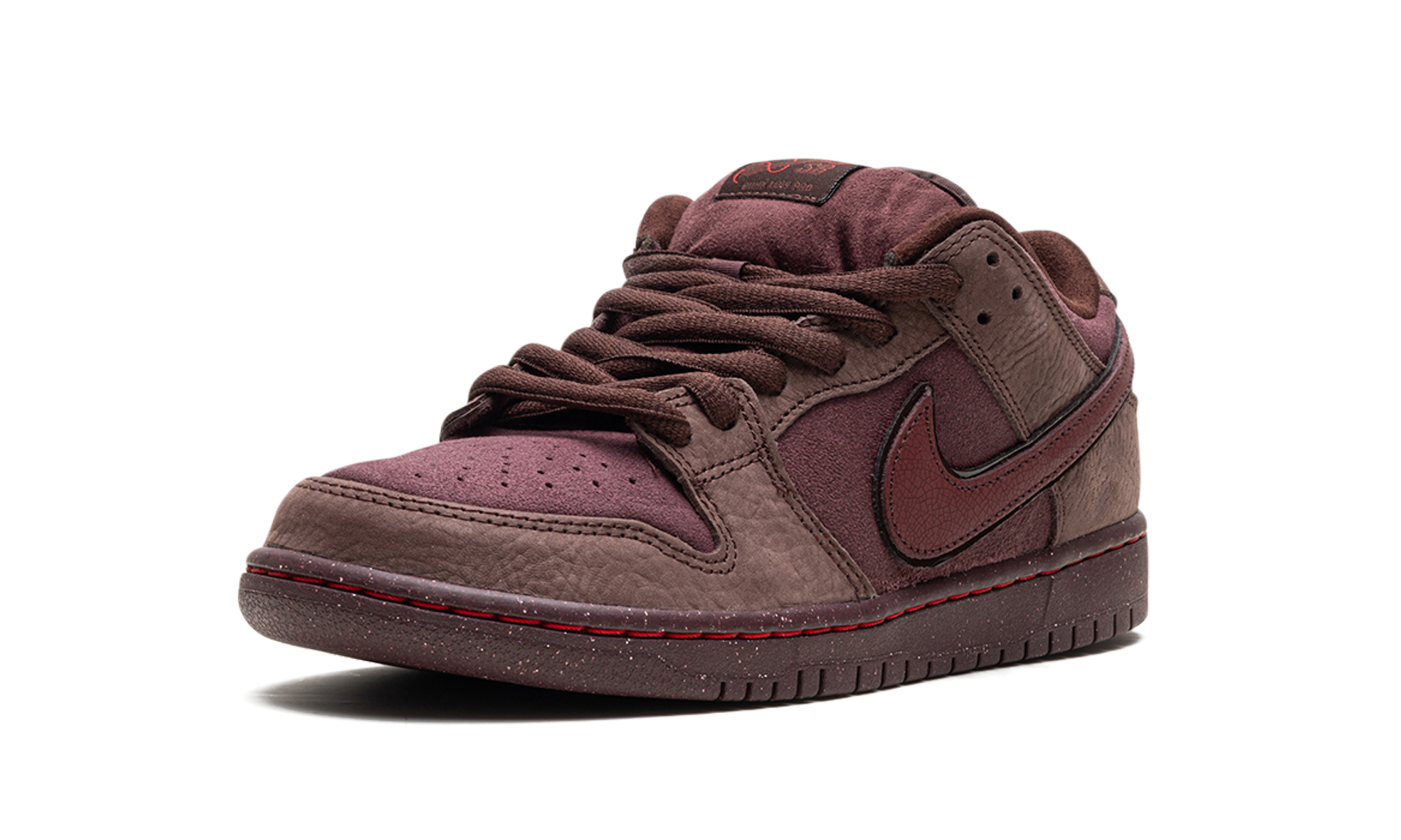 Nike SB Dunk Low City of Love Burgundy Crush 5