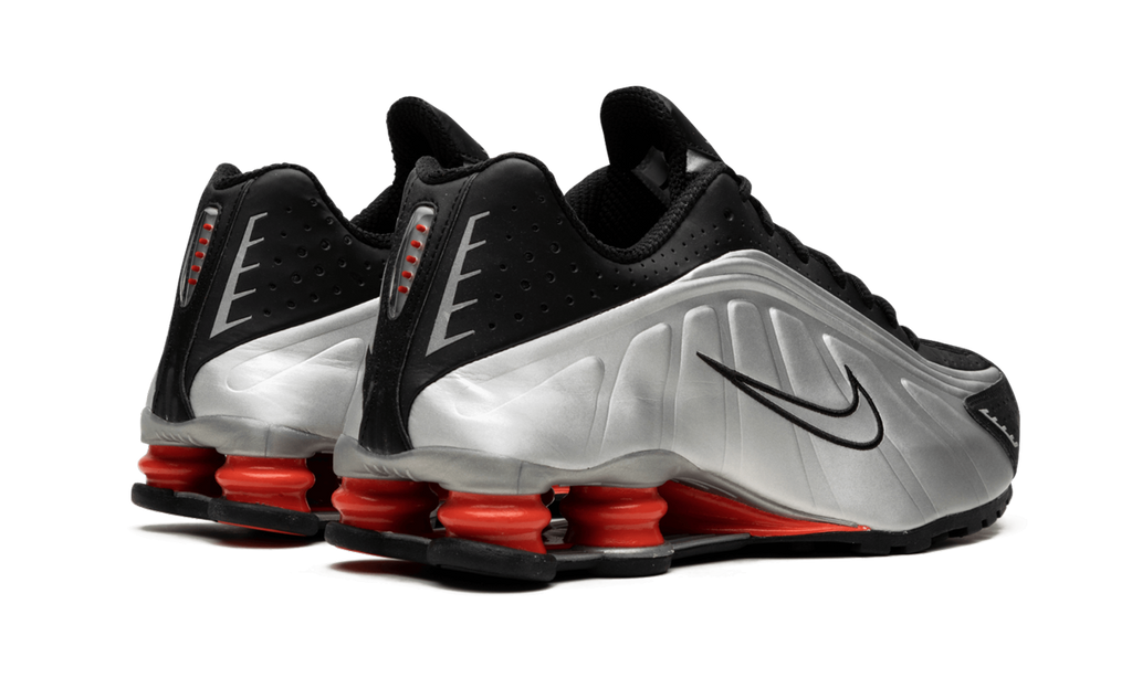 Nike Shox R4 Black Metallic Silver (2018/2024) 4