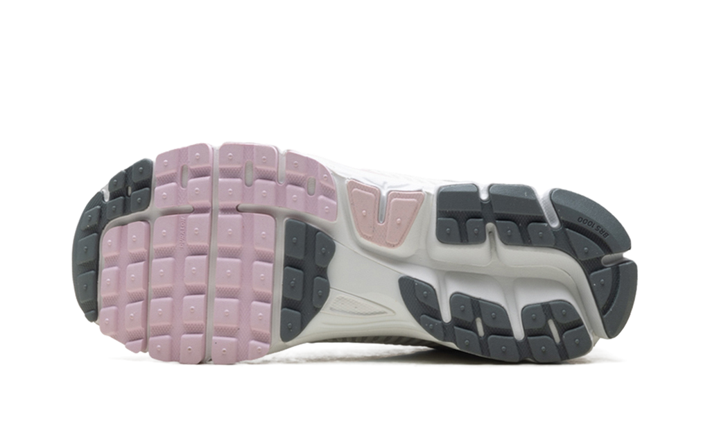 Nike Zoom Vomero 5 520 White Pink (W) 6