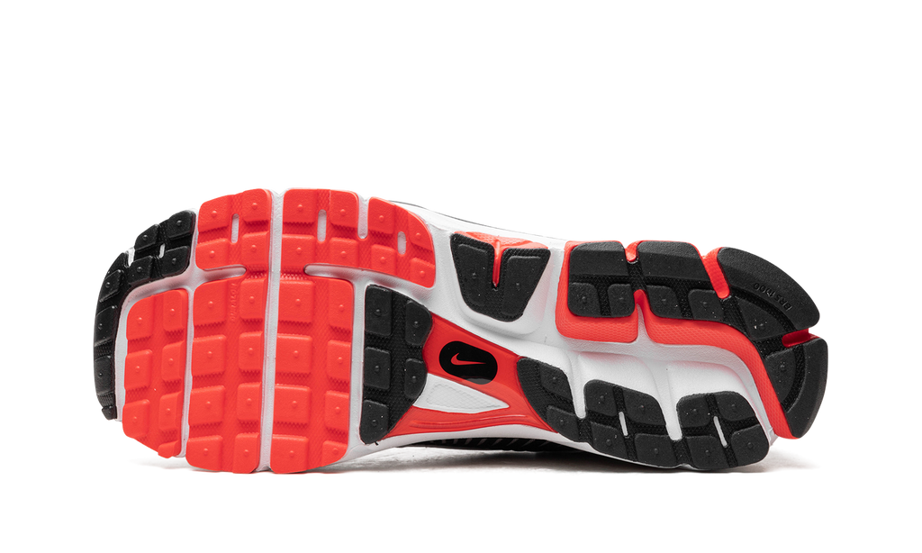 Nike Zoom Vomero 5 Bright Crimson 6