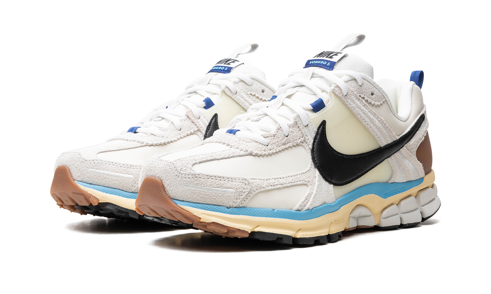 Nike Zoom Vomero 5 Designed by Japan (W) 3