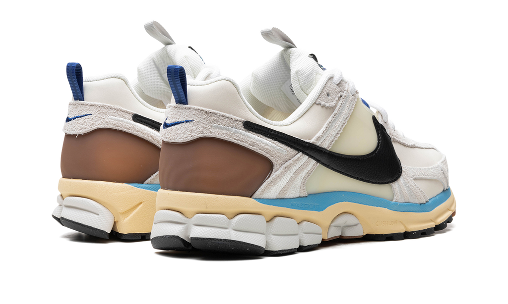Nike Zoom Vomero 5 Designed by Japan (W) 4