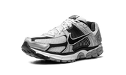Nike Zoom Vomero 5 Metallic Silver Black 5