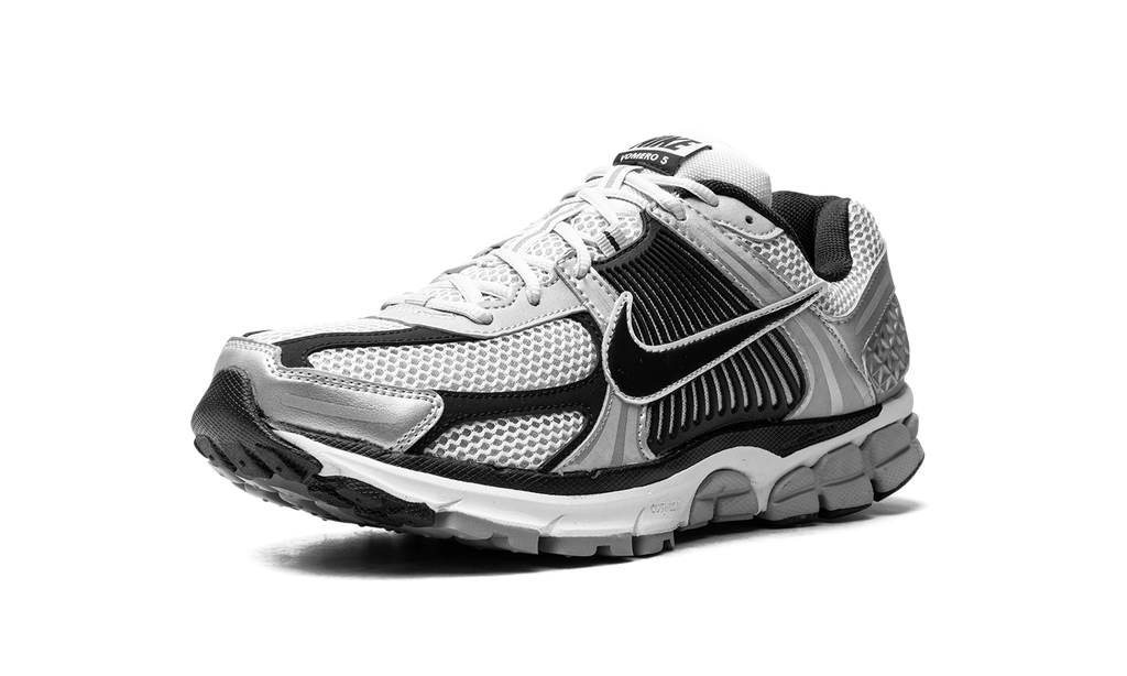 Nike Zoom Vomero 5 Metallic Silver Black 5