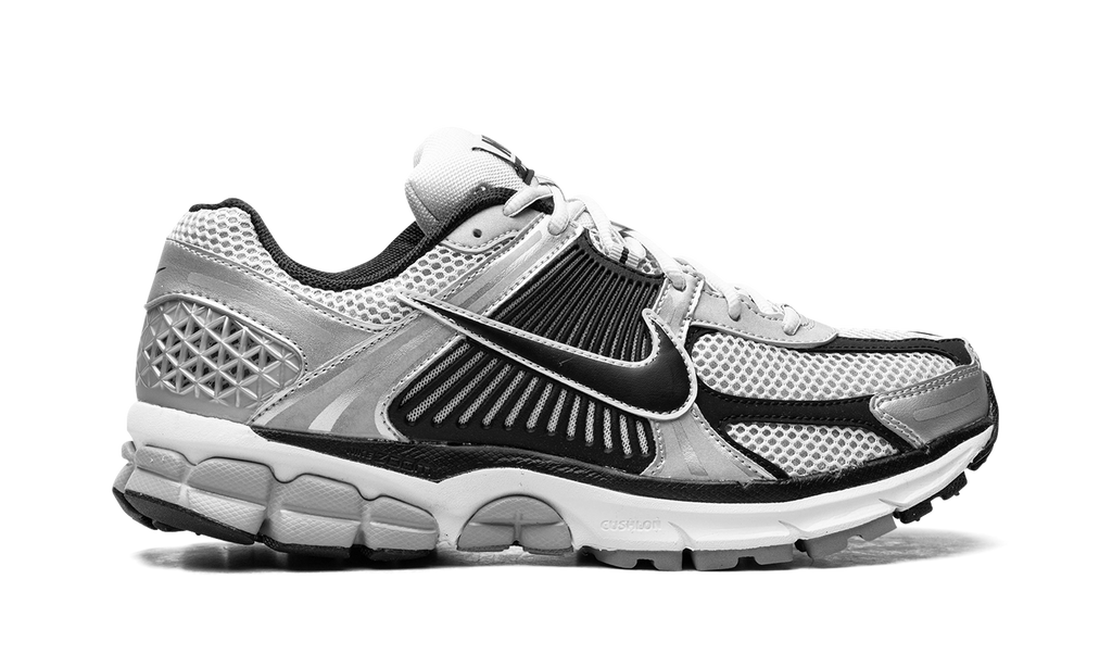 Nike Zoom Vomero 5 Metallic Silver Black 7
